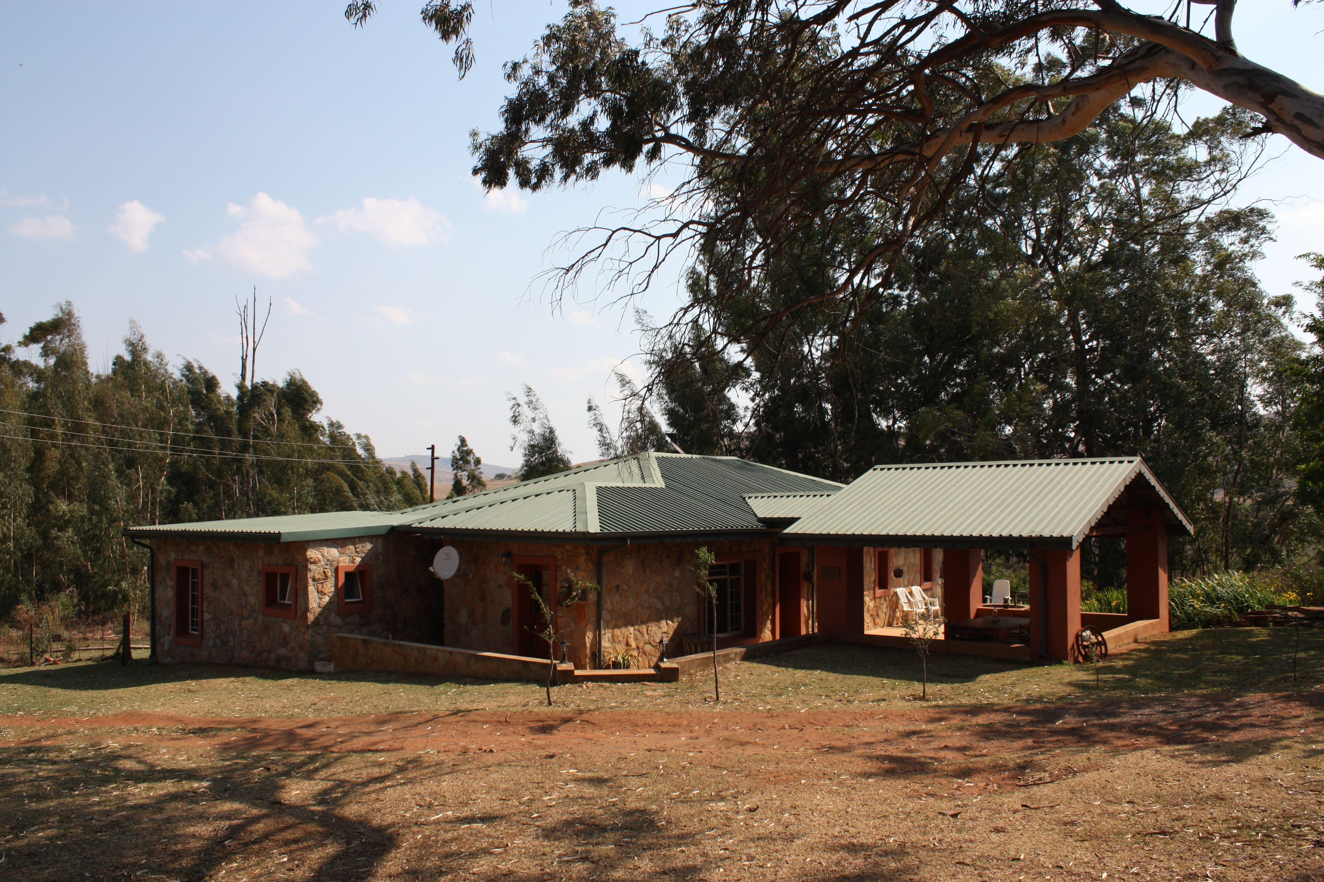 The Red Barn - The Dairy Cottage | Accommodation Highlands Meander