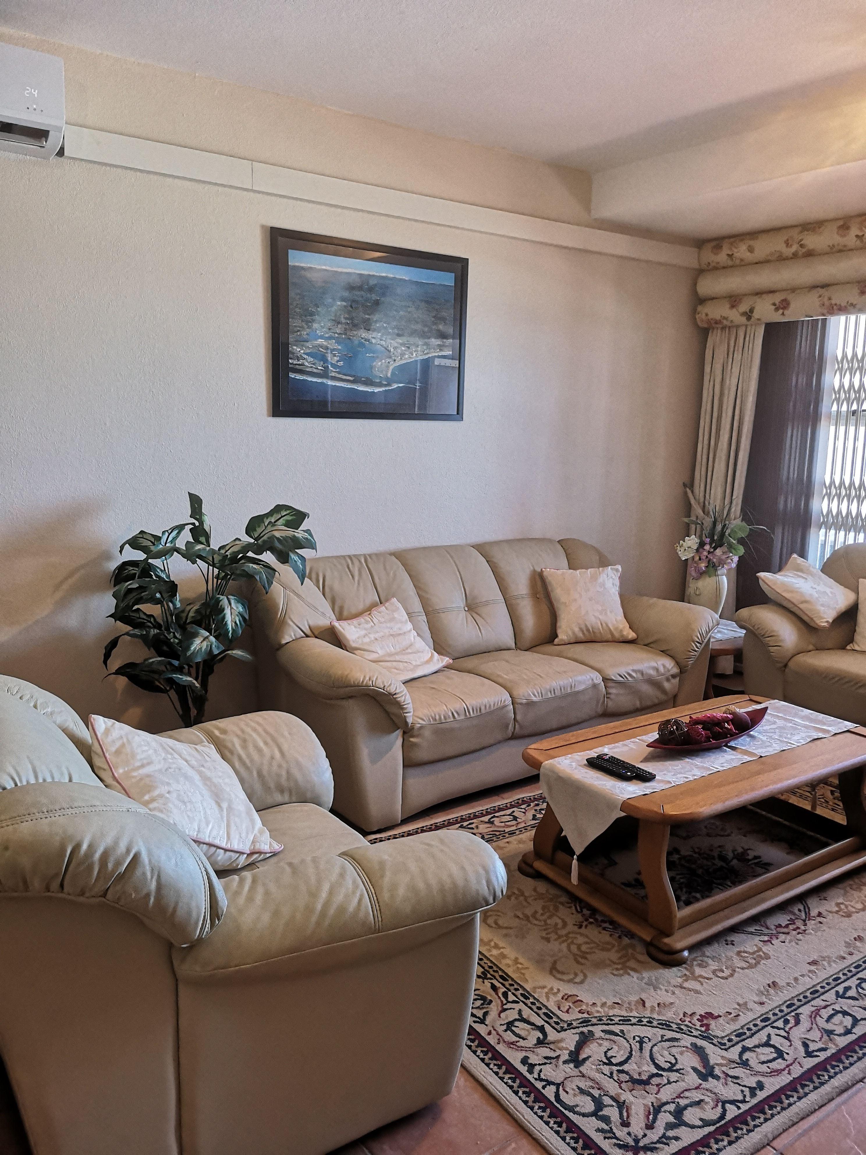26 Isikhulu | Umdloti Beach Accommodation