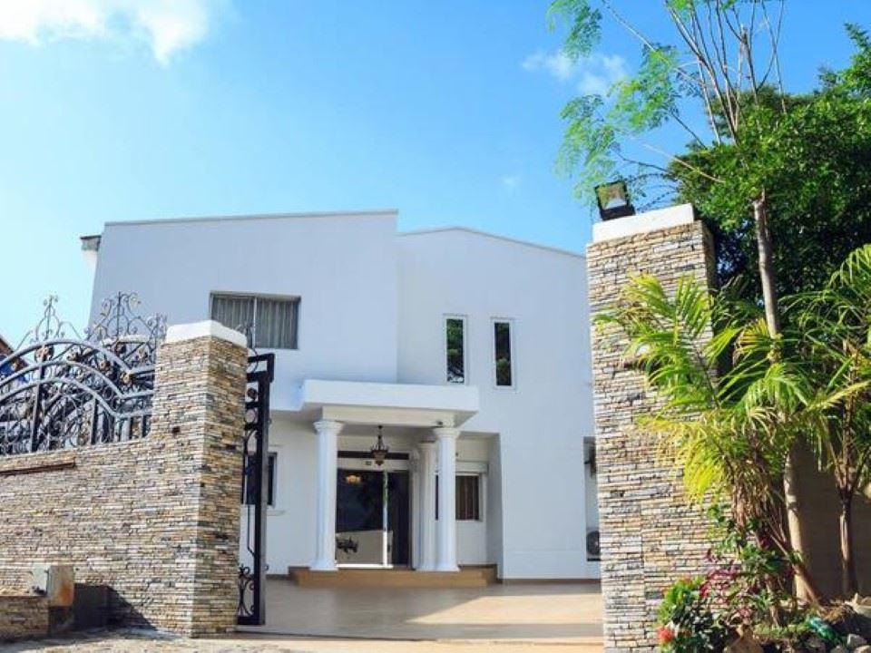 Duchess Hotel and Spa | Accommodation Maitama