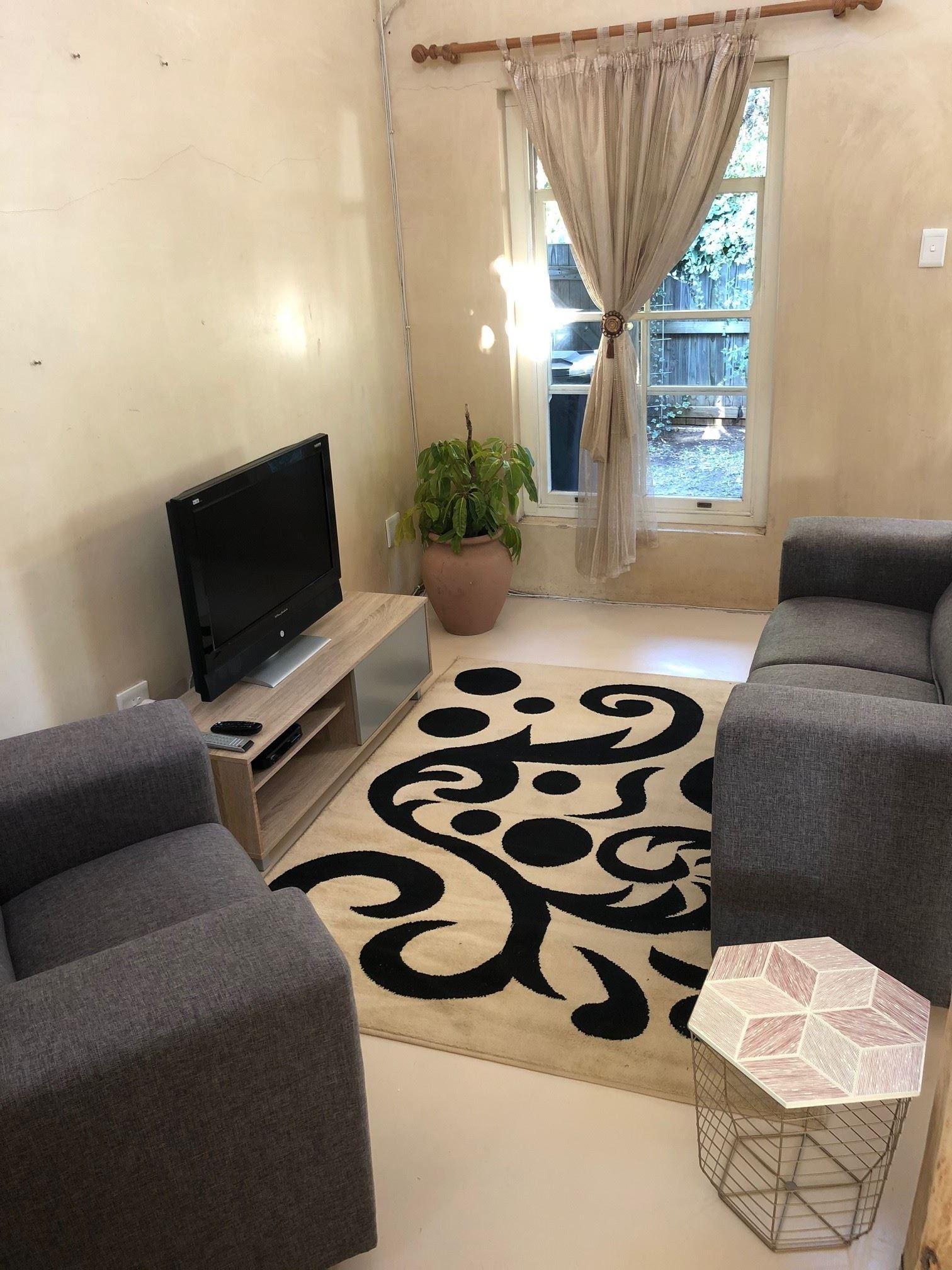Coopers Loft Apartment | Self-catering Diep River