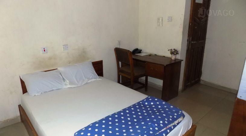 Leisure Klass Guest House | Lugbe Accommodation