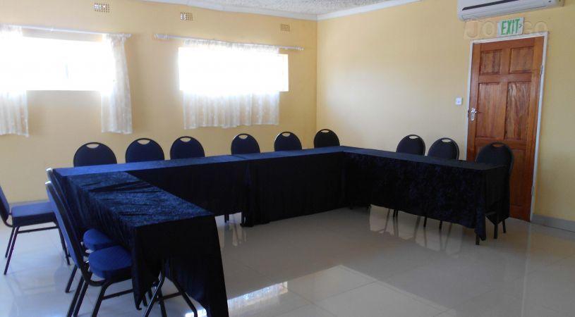 The Paddock Lodge | Tlokweng Accommodation