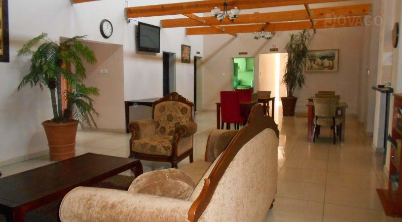 Royal Apartments | Accommodation Tlokweng