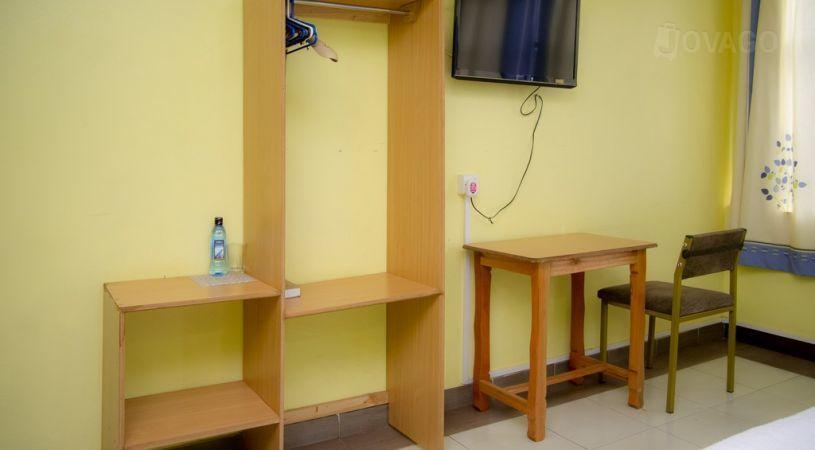 Family Guest House At Hopewell Place | Accommodation Nyeri