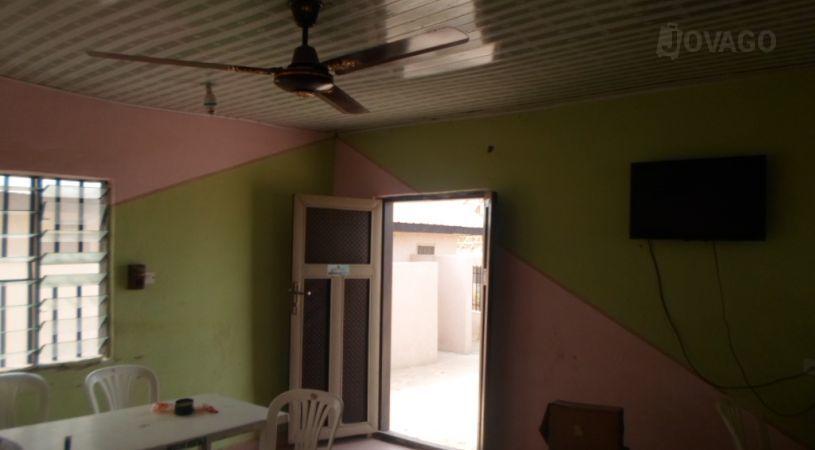 De First Choice Guest Inn | Accommodation Masaka