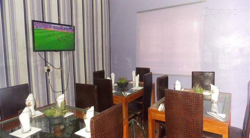 Saamhany White House Hotel | Accommodation Agege