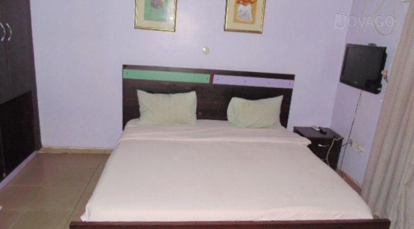 Movida Lounge And Suites | Accommodation Kubwa