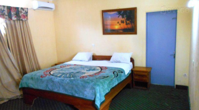 Le Diplomate | Akwa II Hotels
