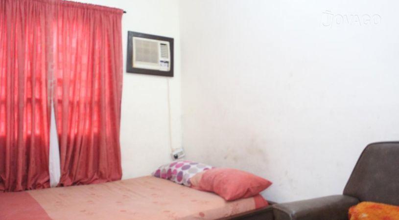 Hostel Corner Guesthouse | Accommodation Egbe