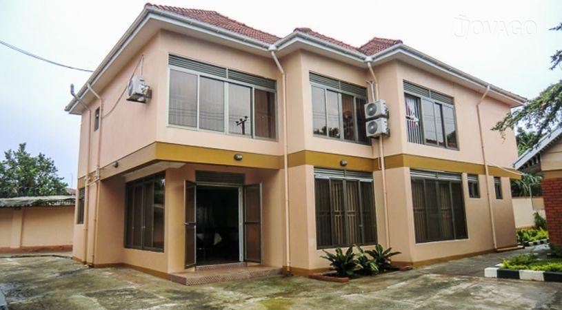 Esquire Inn | Hotels Entebbe