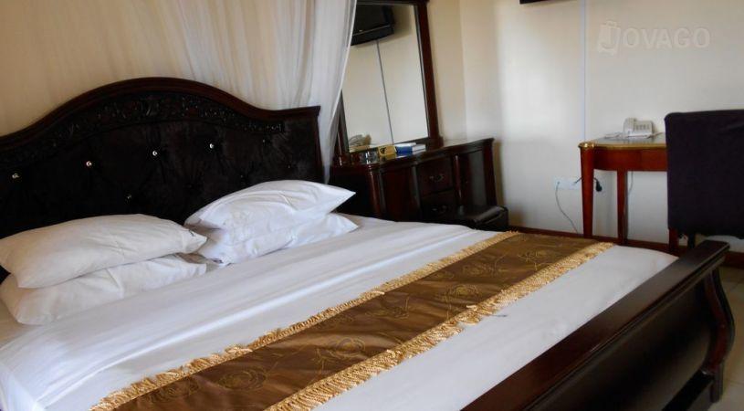 Sir Jose Hotel | Hotels Makindye Division