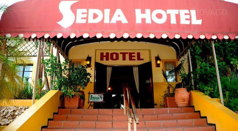 Sedia Riverside Hotel