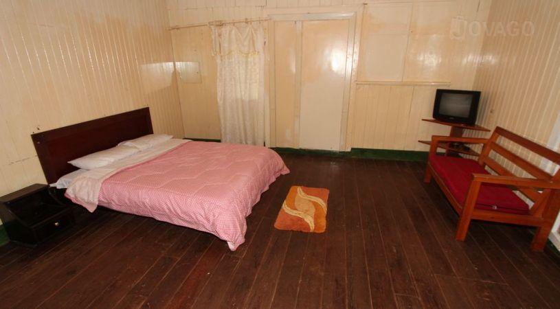 Edmond Family Hotel