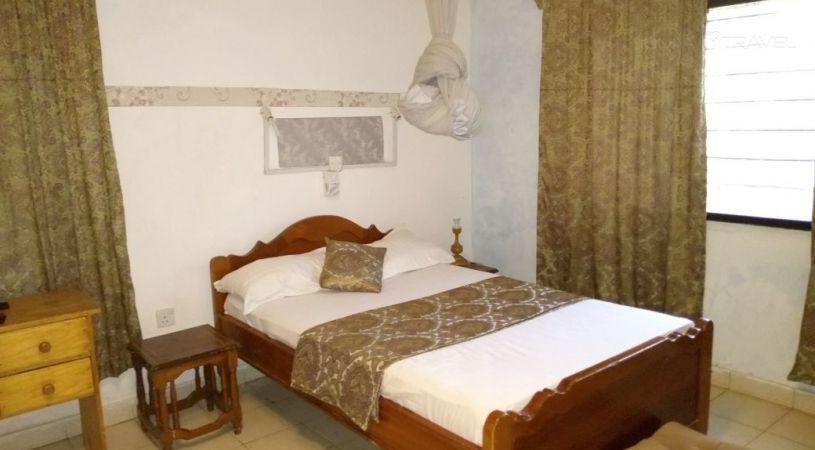 Fred Hunter Beach Villa | Tiwi Accommodation