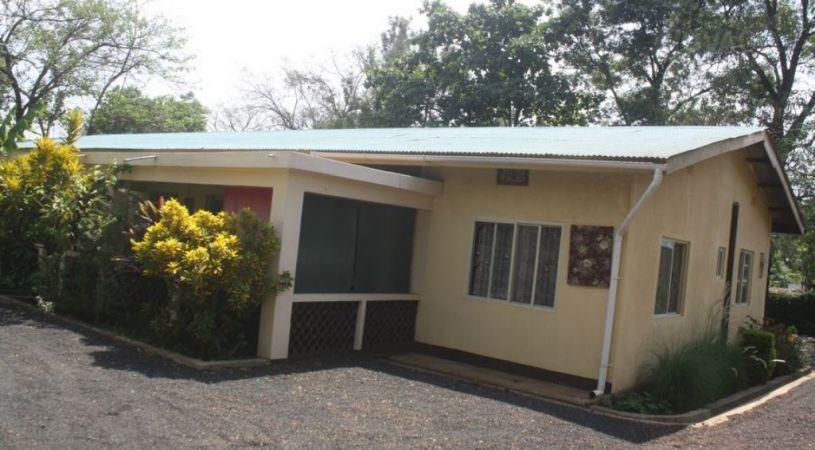 Jacaranda Home | Accommodation Moshi Urban