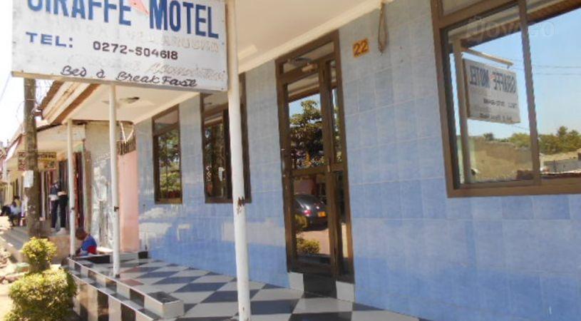 Giraffe Motel | Arusha Accommodation