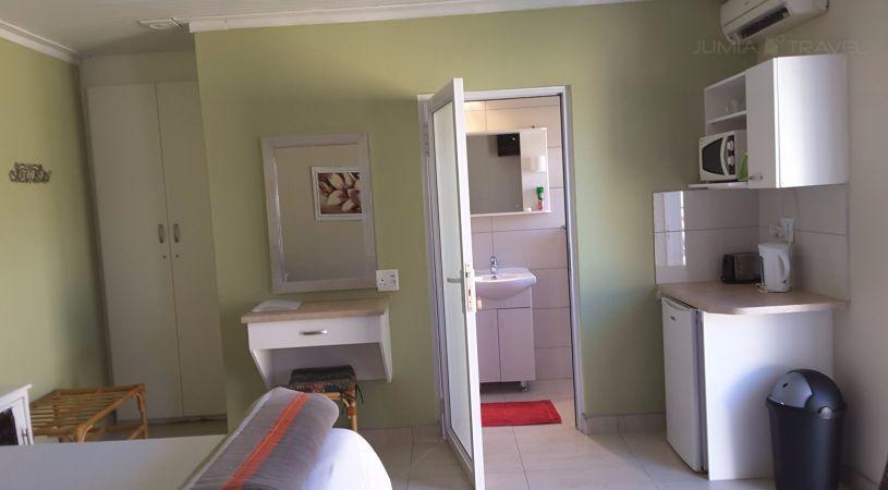 Pension Capbon Guesthouse | Hotels Windhoek