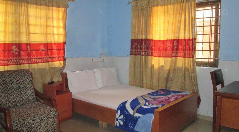 Jarov Lodge | Kpeshie Accommodation