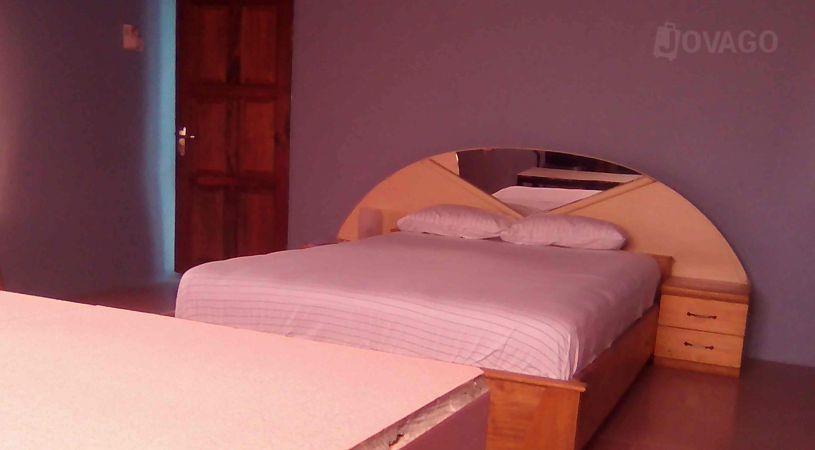 American Broadway Guest House | Accommodation Nsuta