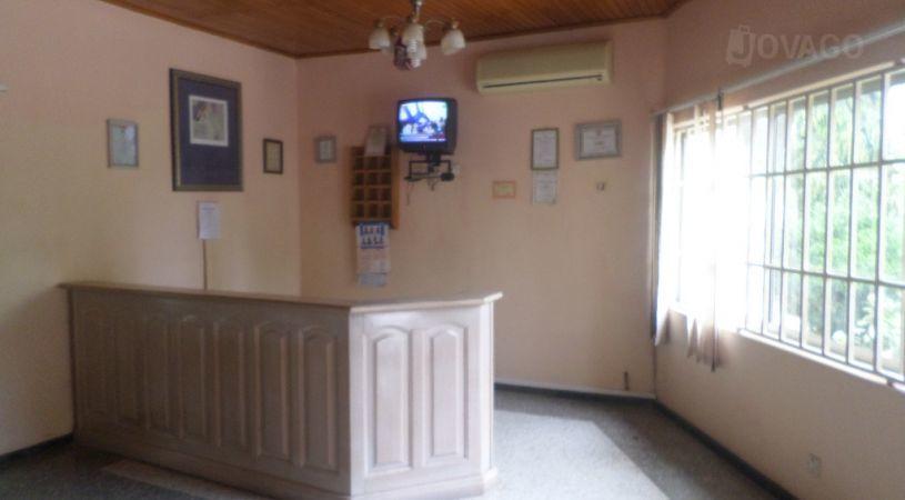 Adogate Executive Lodge | Accra Accommodation