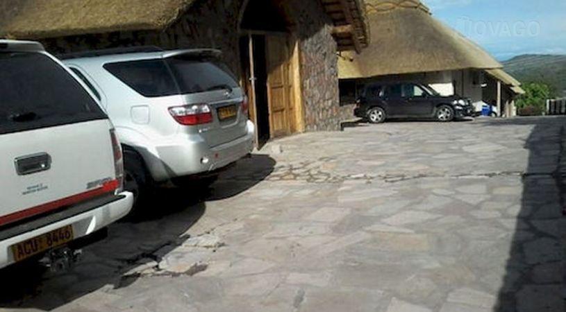 Zimre House | Lake Kariba Accommodation