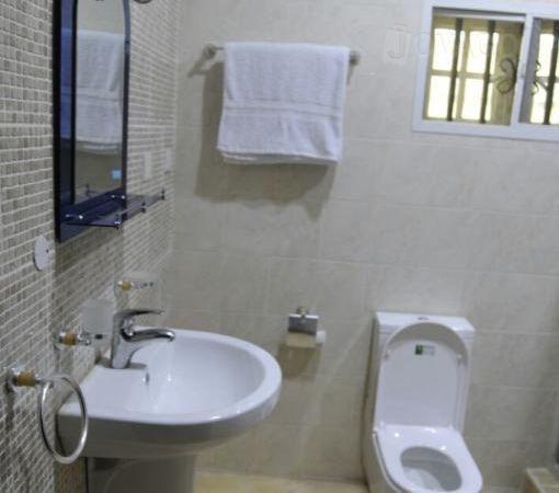 Heroes Lodge | Aja Accommodation