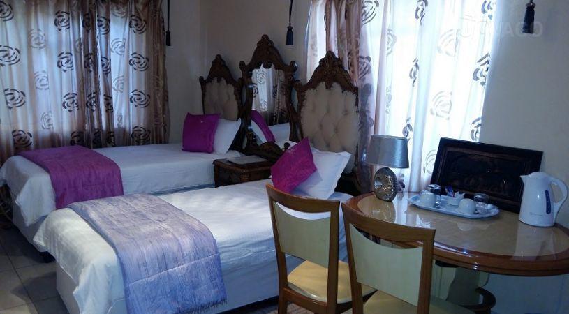 Guest House Exotica | Victoria Falls Accommodation
