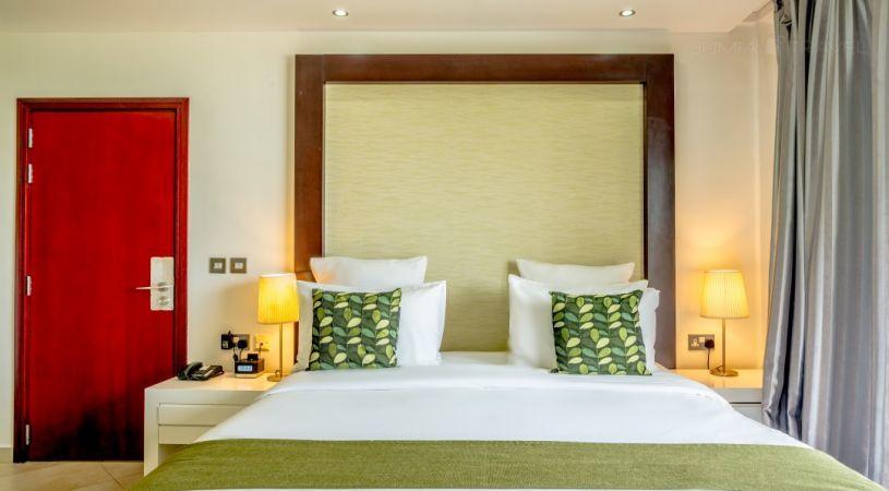 Best Western Plus Peninsula Hotel