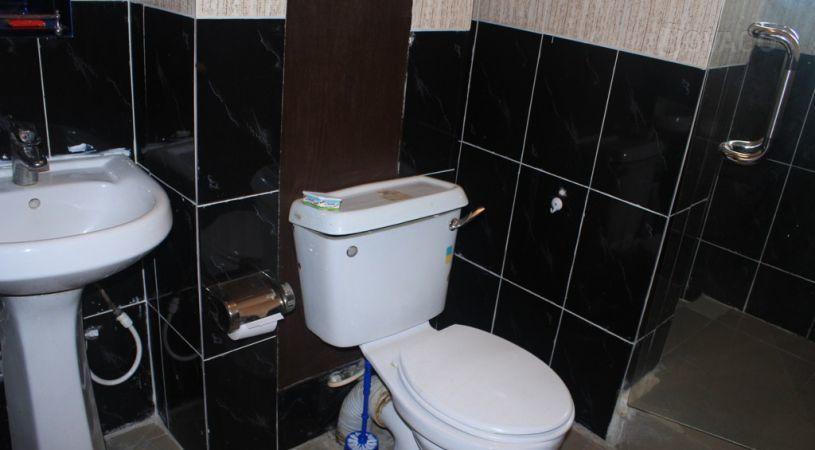 Divine Fountain Hotel Ajao Estate | Ajao Estate Accommodation