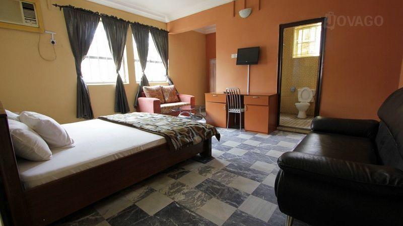 Ines Suites D Close | Accommodation Festac