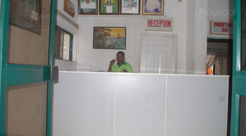 De Villa Guest House | Okene Accommodation