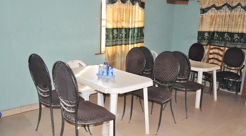 Ricardo Hotel | Agege Accommodation