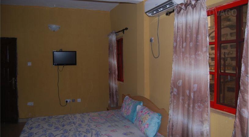 Toilam Royal Hotel | Obalende Accommodation