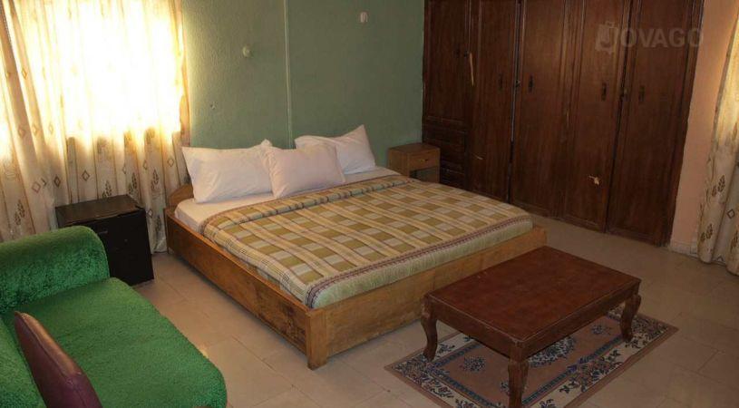 Heaven's Court Hotel and Suites | Ojodu Berger Accommodation