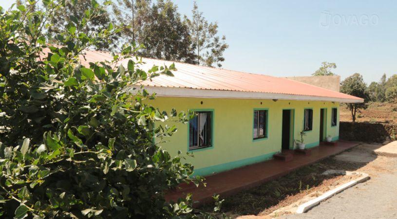 Spider Lake Lodge | Meru Accommodation