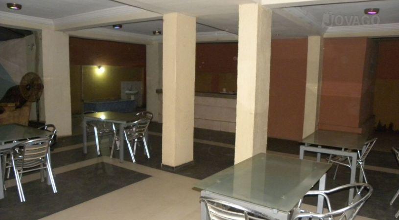 Pee Hotel & Suites | Okota Accommodation