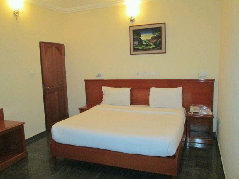 Channel View Hotel Calabar | Accommodation Asari Eso Layout