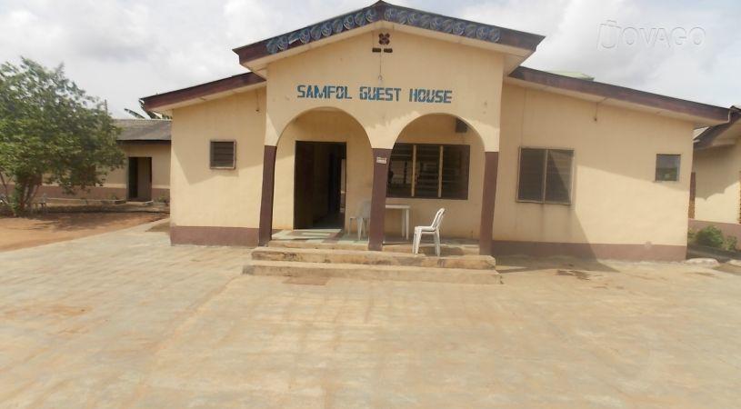 Samfol Guest House | Ota Accommodation