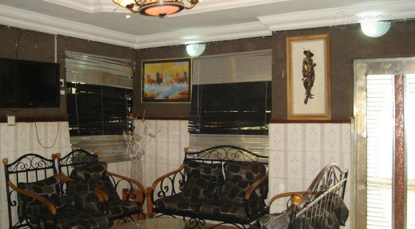 Capricornian hotel | Accommodation Ajuwon/Akute