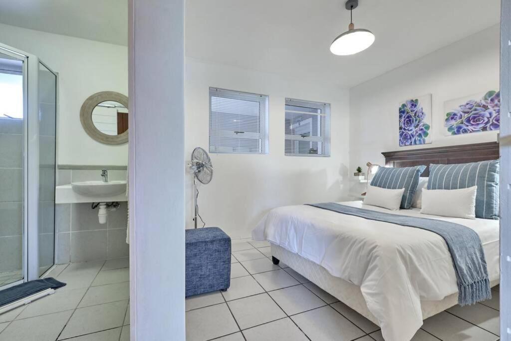 Malachite Mews | Accommodation Knysna Central