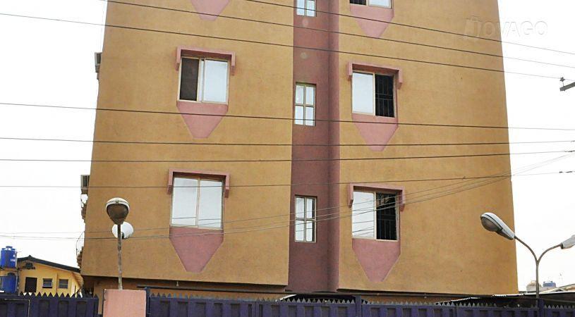 Ndokwa Entertainment Centre | Apapa Accommodation