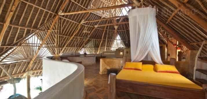 Waterside Villa | Tiwi Accommodation