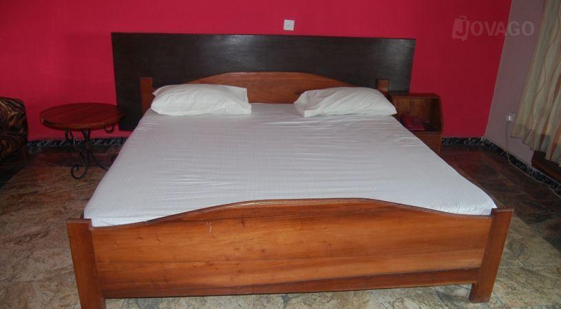 RAB Garden And Guest House | Ojo Accommodation