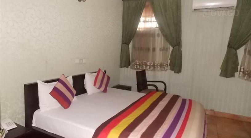 Grand Ville Hotel | Gwarinpa Estate Accommodation