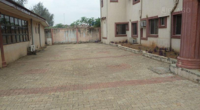 George's Guest House | Accommodation Asaba