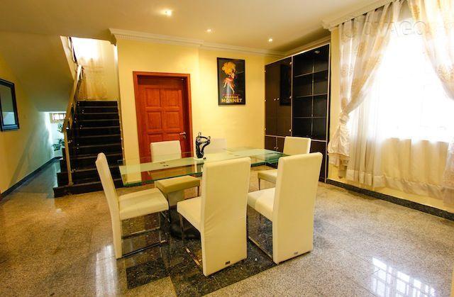 Bayview Apartments VGC | Victoria Garden City Accommodation
