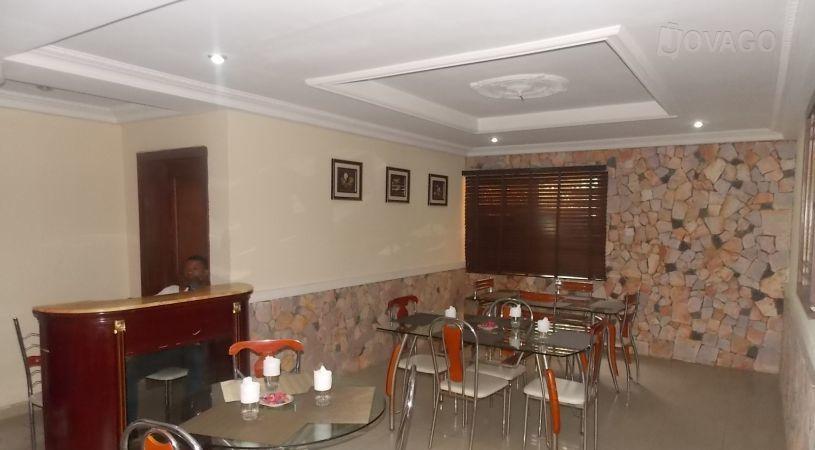 First Victoria Castle Hotel & Suites | Ijapo Estate Accommodation