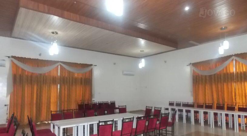 Seebi Holdings Hotel | Accommodation Akure