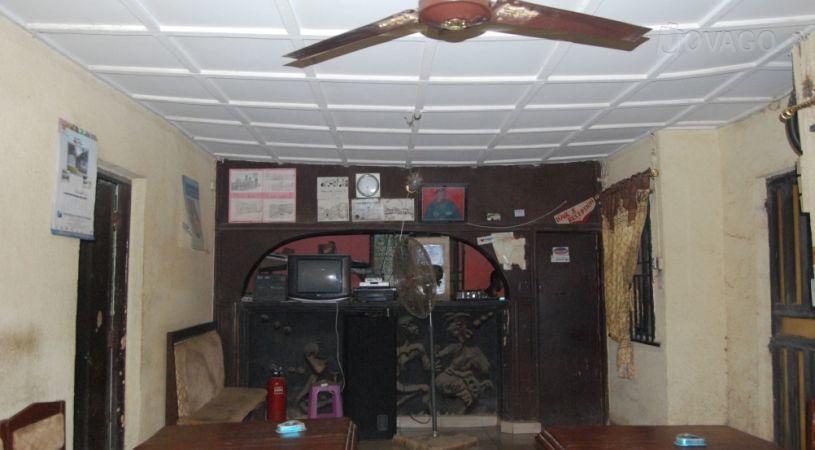 Luyan Motel | Accommodation Ipaja