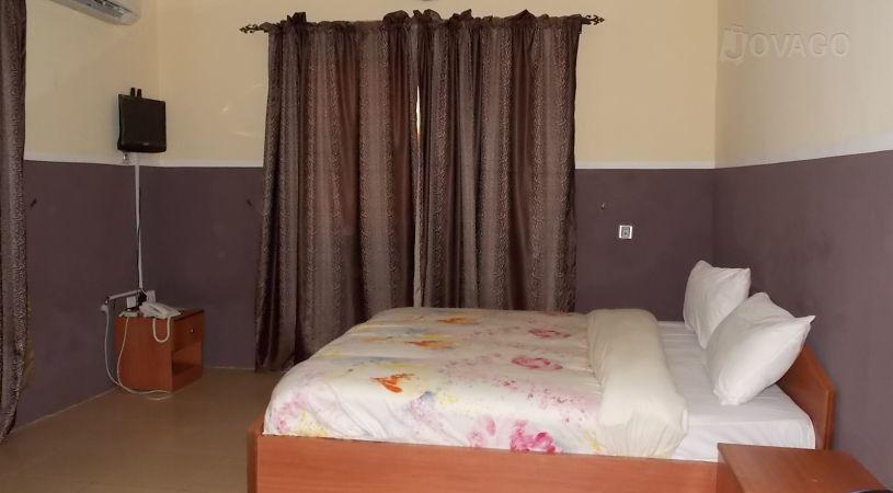 Rave Hotel | Alegongo Accommodation